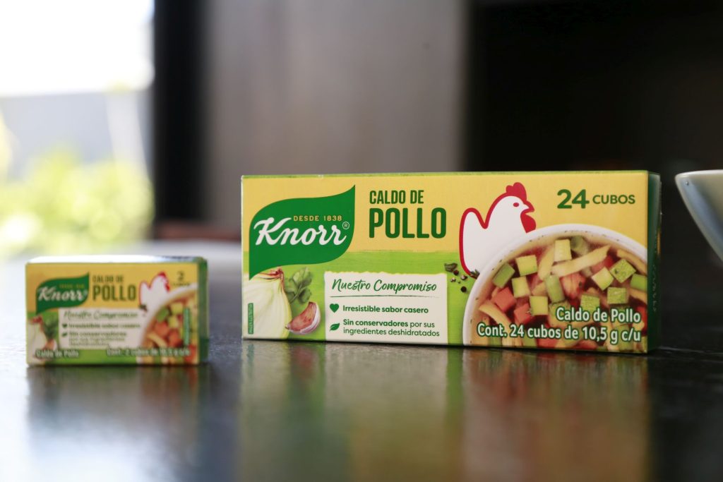 Ahora Knorr lanza una nueva versión de sus famosos cubitos, exaltando los sabores favoritos de los mexicanos y favoreciendo el concepto de cocina saludable
